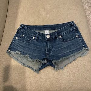 *Like New* True Religion Joey Cutoff Shorts